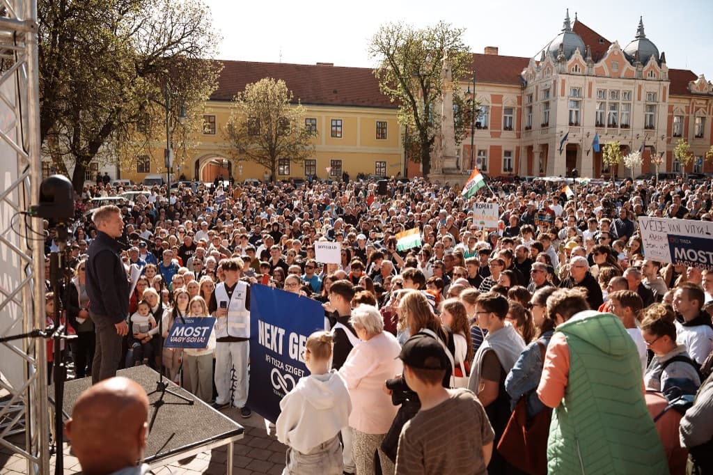 TISZA országjárás, Szekszárd – fotó a magyartisza.hu galériájából